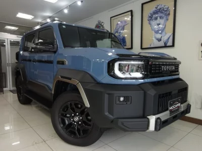 TOYOTA LAND CRUISER FJ