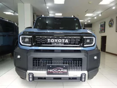 TOYOTA LAND CRUISER FJ