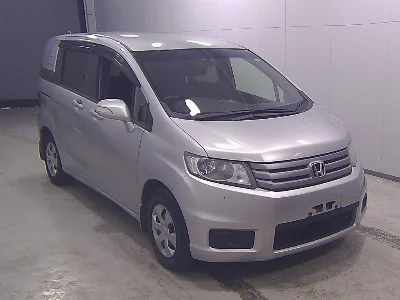 HONDA FREED SPIKE