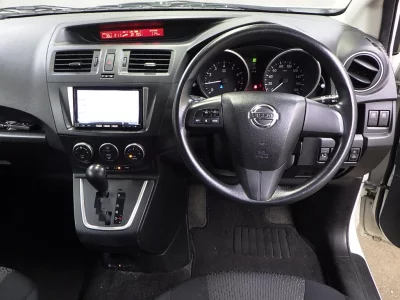 NISSAN LAFESTA