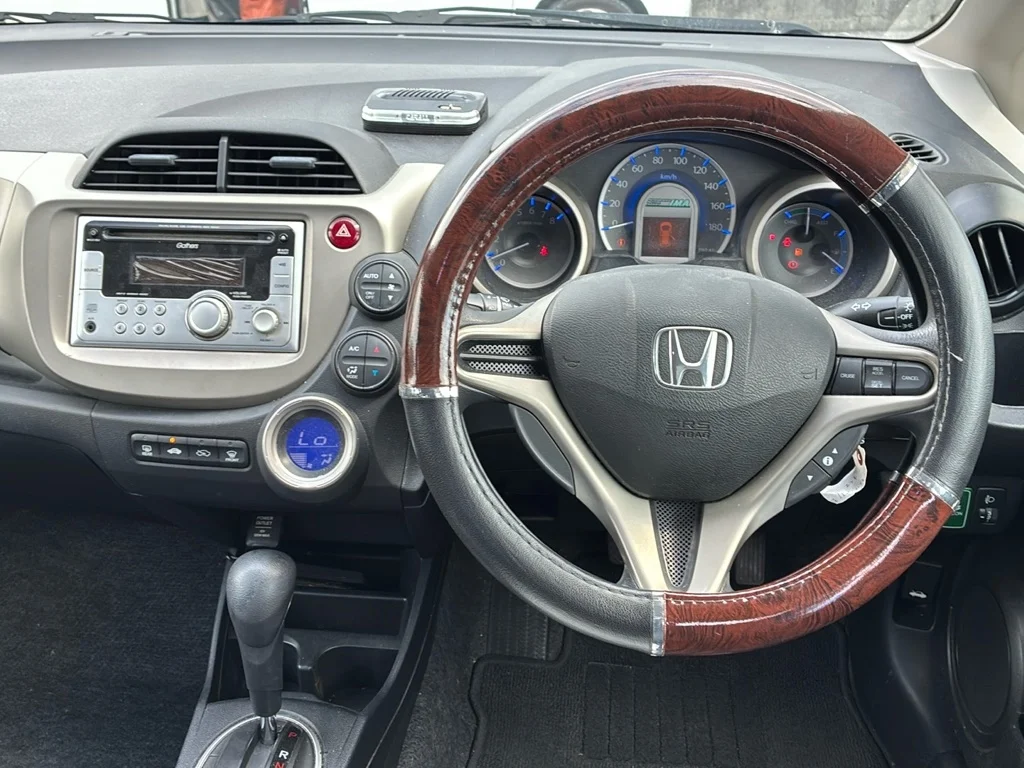 Honda Fit  с аукциона в Японии