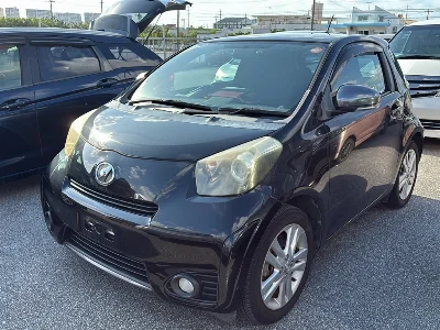TOYOTA IQ