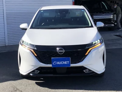 NISSAN AURA