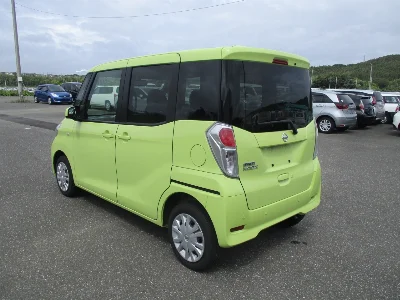 NISSAN DAYZ ROOX
