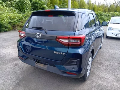 DAIHATSU ROCKY