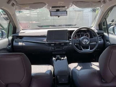NISSAN AURA