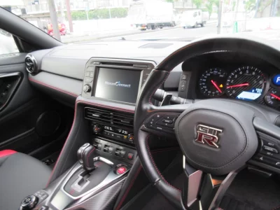 NISSAN GT-R