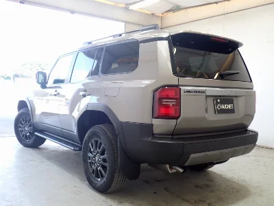 TOYOTA LAND CRUISER 250