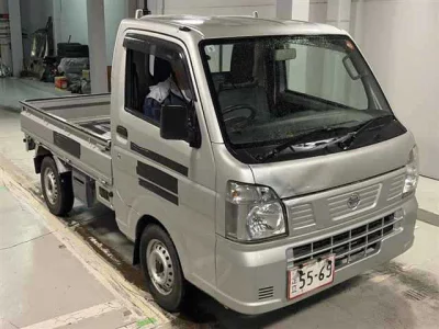 NISSAN CLIPPER TRUCK