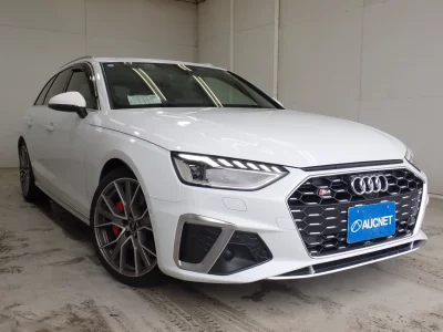 AUDI S4 AVANTE