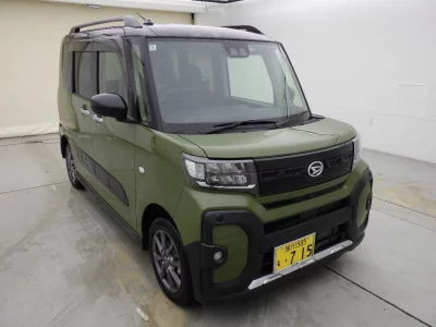DAIHATSU TANTO FUN CROSS