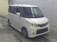 Цена авто Nissan Roox с аукционов Японии, номер кузова ML21S, пробег 110 000, оценка 8