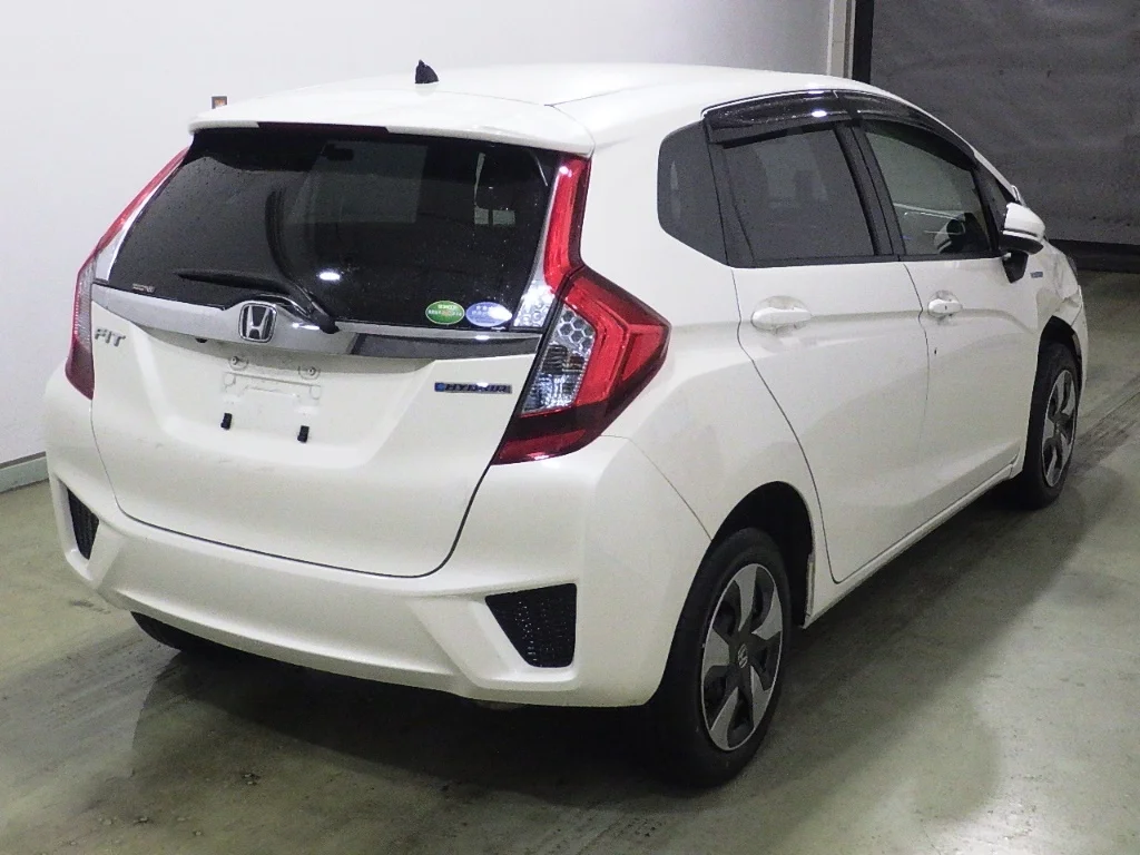 Honda Fit  с аукциона в Японии