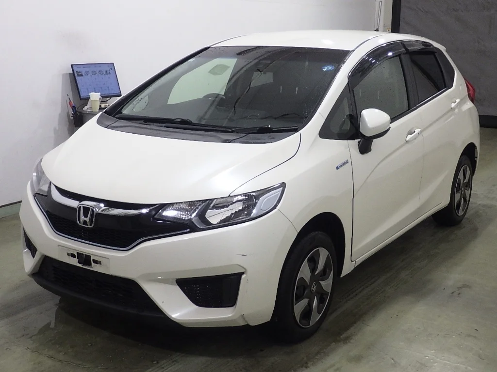 Honda Fit  с аукциона в Японии