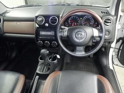 MAZDA VERISA