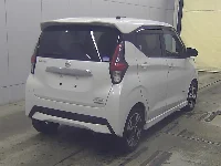Цена авто Nissan Dayz с аукционов Японии, номер кузова B45W, пробег 111 000, оценка 8