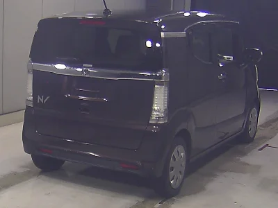 HONDA N BOX SLASH