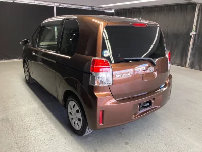 TOYOTA SPADE