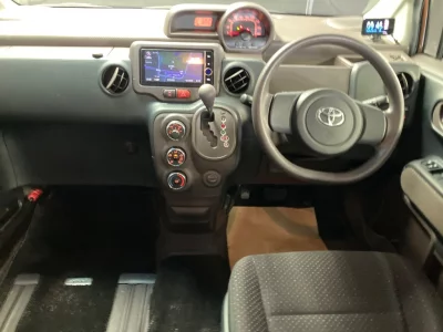 TOYOTA SPADE