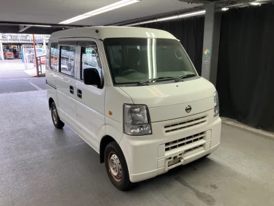 NISSAN CLIPPER VAN