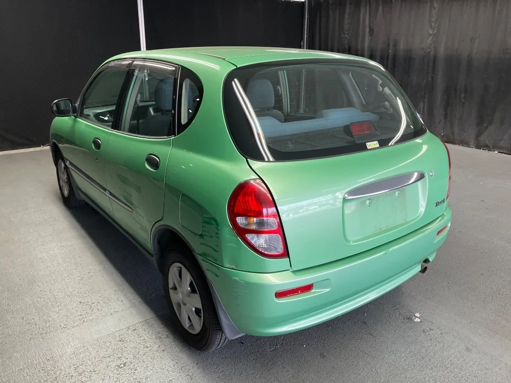 Toyota Duet  с аукциона в Японии