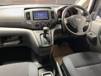 NISSAN NV200