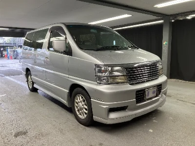 NISSAN ELGRAND