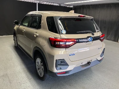 DAIHATSU ROCKY