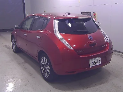 NISSAN LEAF