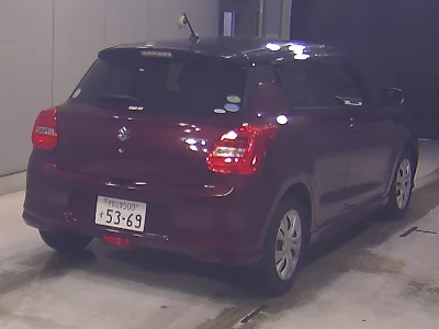 SUZUKI SWIFT