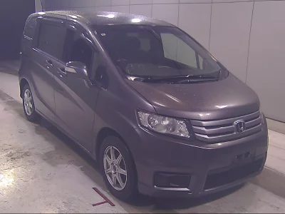 HONDA FREED SPIKE