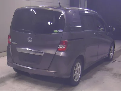 HONDA FREED SPIKE