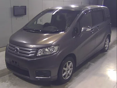 HONDA FREED SPIKE