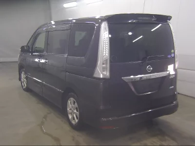 NISSAN SERENA