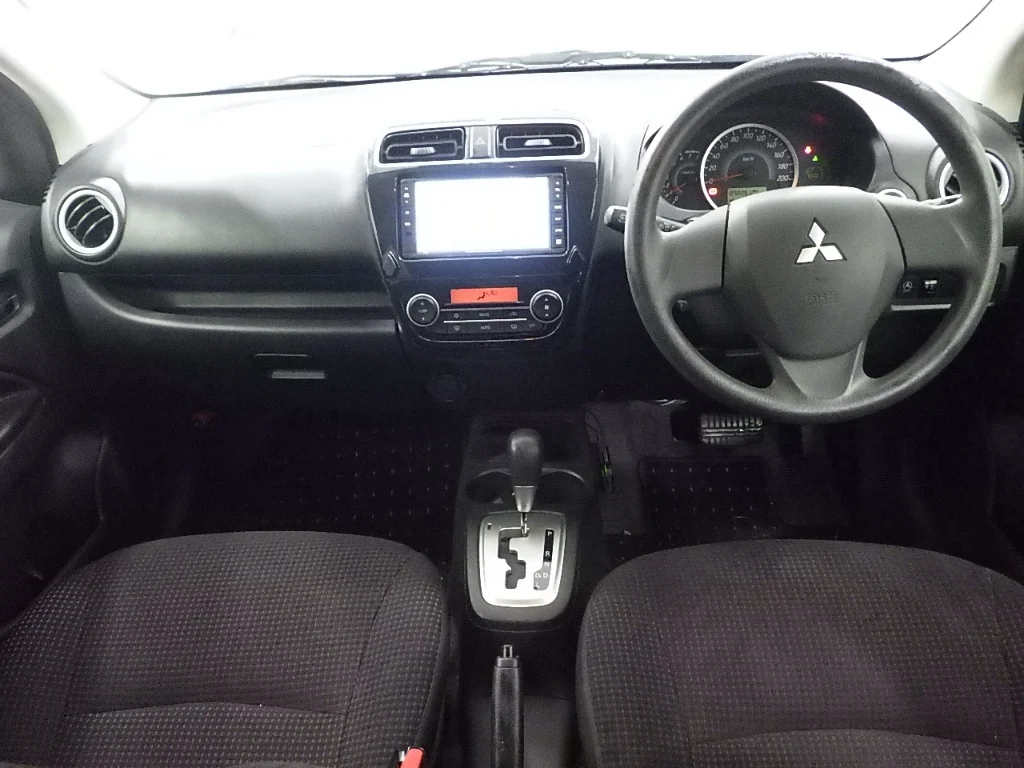 Mitsubishi Mirage  с аукциона в Японии