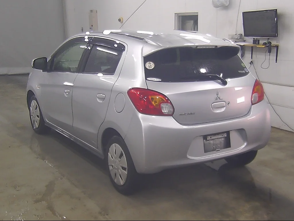 Mitsubishi Mirage  с аукциона в Японии