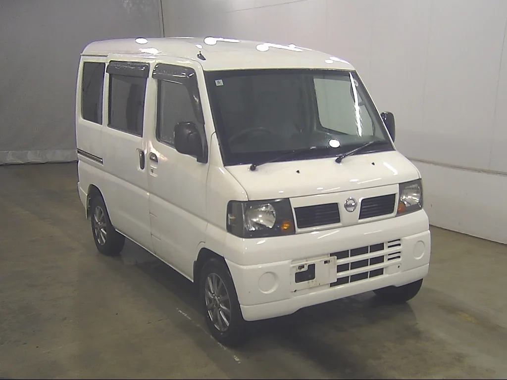 Nissan Clipper 2011