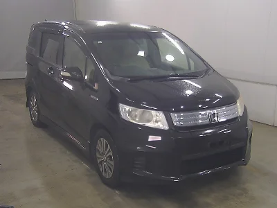 HONDA FREED SPIKE