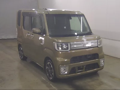 DAIHATSU WAKE