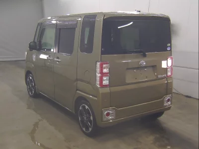 DAIHATSU WAKE