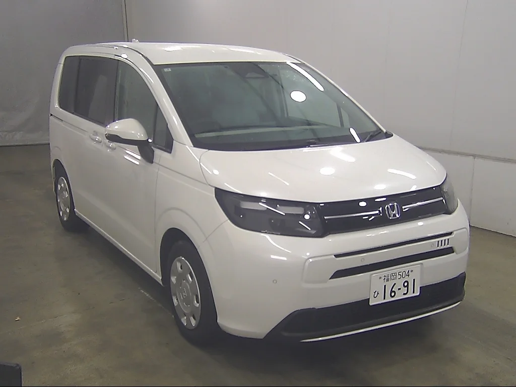 Honda Freed  с аукциона в Японии