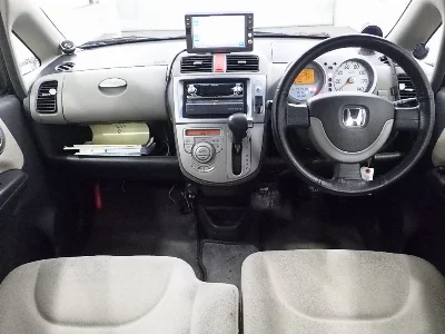 HONDA LIFE