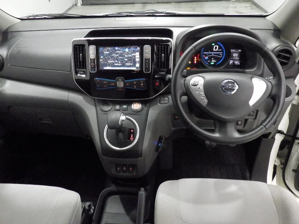 Nissan E-NV200 WAGON  с аукциона в Японии