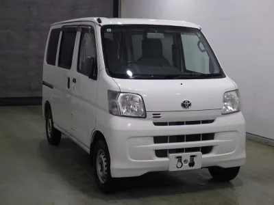 Toyota Pixis Van