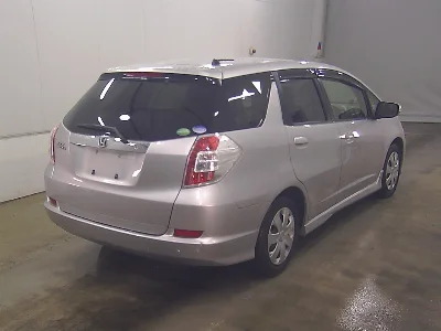 HONDA FIT SHUTTLE