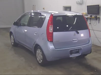 MITSUBISHI COLT