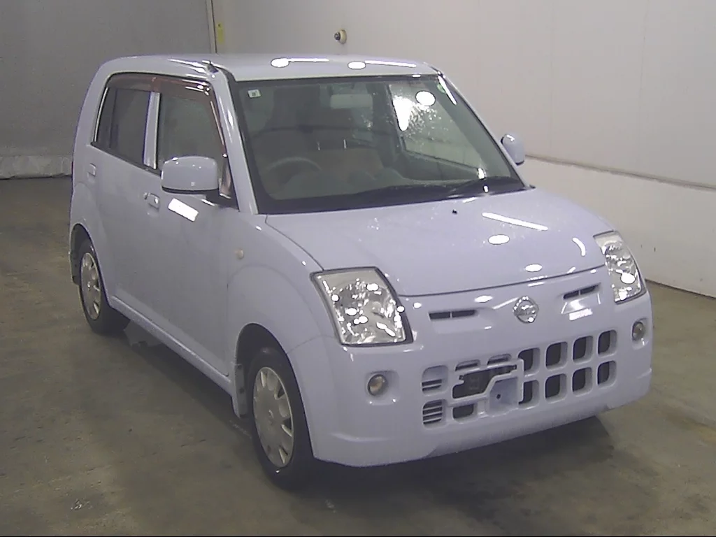 Nissan Pino  с аукциона в Японии