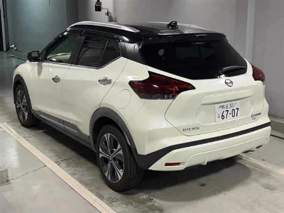 NISSAN KICKS