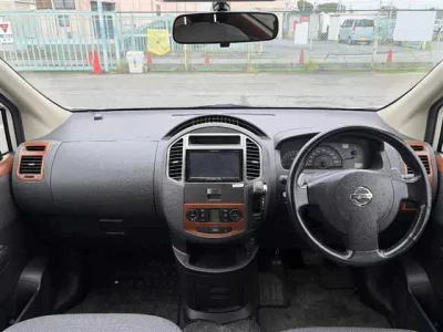 NISSAN LAFESTA