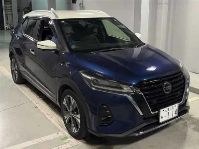 NISSAN KICKS